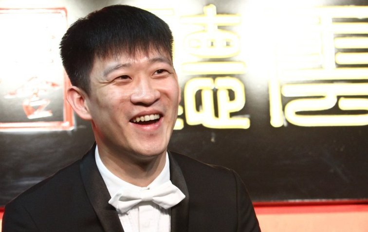 曹云金为前师娘王惠庆生，一条微博引发热议，网友劝其回归德云社，咋回事？