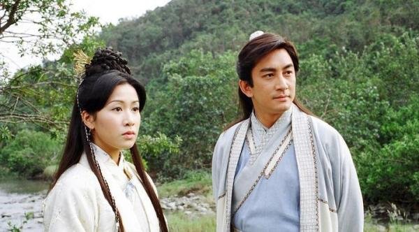 两代张无忌同框，吴启华版《倚天屠龙记》为何能成为经典？
