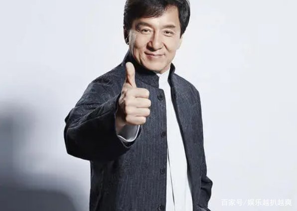 成龙参加芭莎慈善晚会，身上的衣服被拍卖的一件不剩，最终成交了多少钱？