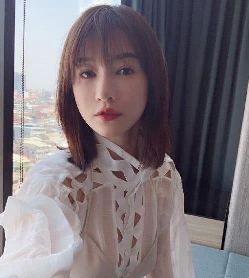 网红湾湾是谁？为什么要否认与李易峰恋情？