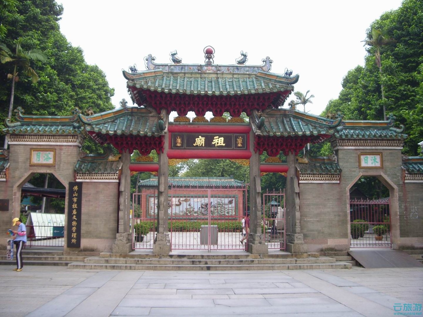 广东佛山祖庙的祖庙的骄傲黄飞鸿