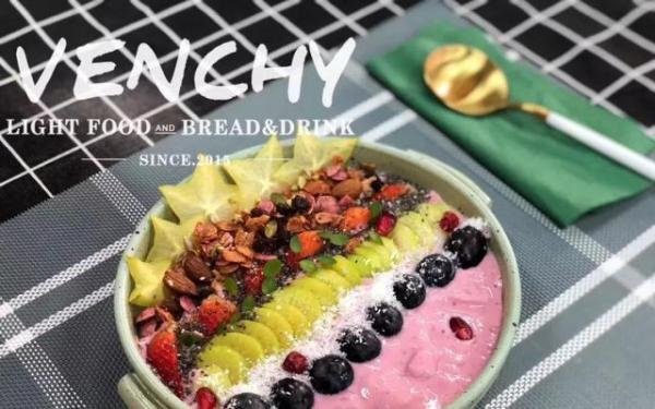 轻食培训 | 超模明星最爱的Ins爆款——巴西莓碗（Acai Bowl ）附制作方法