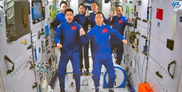 历时6.5小时,神舟十五号抵达天宫,为什么不采取2小时快速对接?