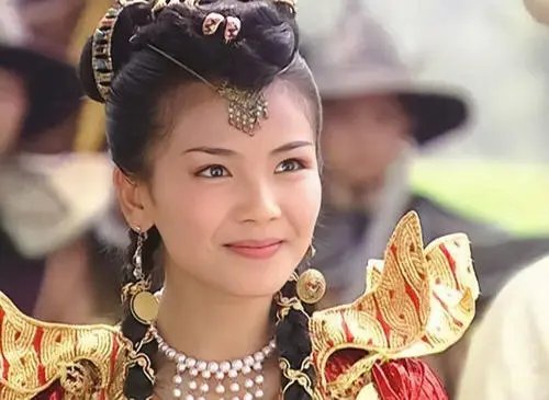 刘涛、杨超越晒人类高质量合照,她们之间有过哪些合作?