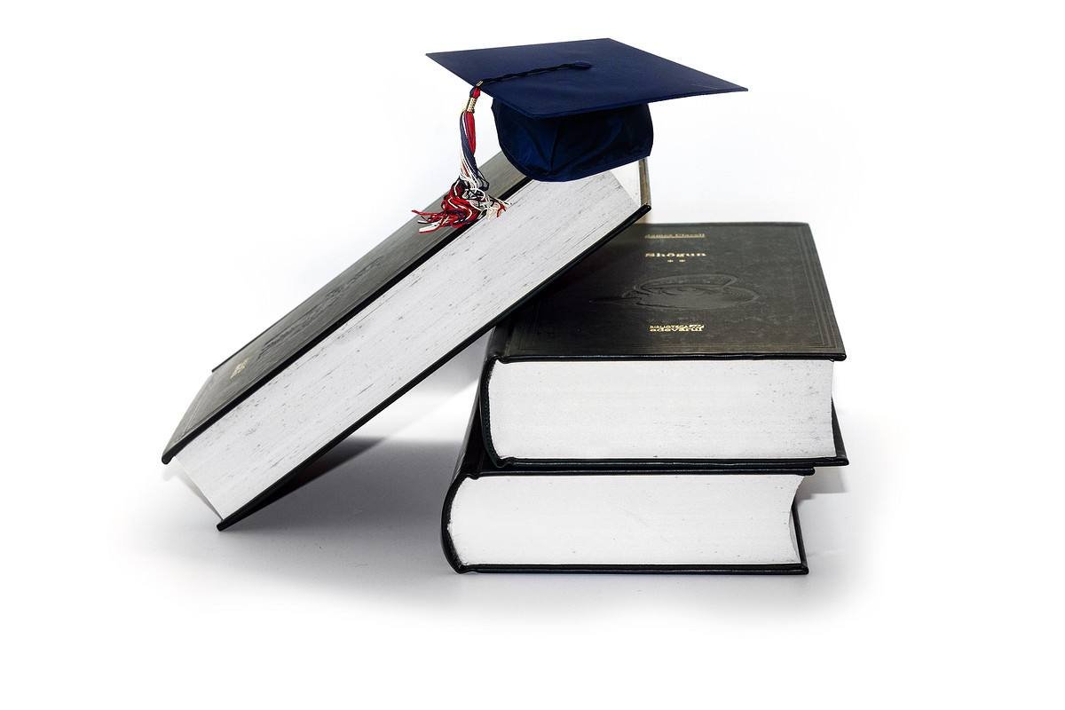 学士、本科、硕士、研究生有哪些不同的英文单词？