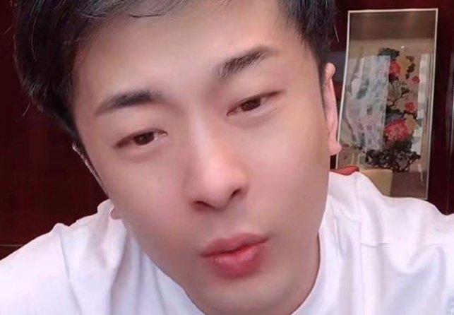 辛巴被徒弟告上法庭，索要酬劳及赔偿6700万，他的徒弟为啥告他？