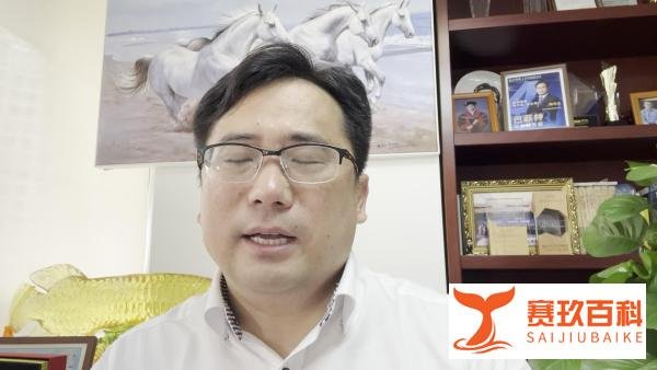 杨德龙：当前市场仍处于历史大底区域 坚定信心持有优质资产