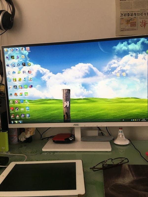 液晶显示器亮一下就不亮了怎么办