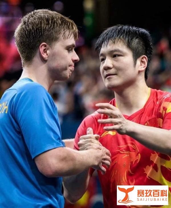 樊振东回复小莫 网友：恭喜小莫“追星成功”，这下两个人也算是双向奔赴啦～