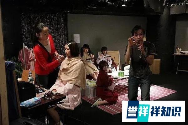 日本尺度片《现场不NG》:扒开灰色产业的表面和真实的生存现状