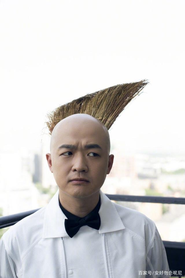 包贝尔被曝欠债几千万推脱不还，却悠闲吃火锅拍网剧，这是什么人品？