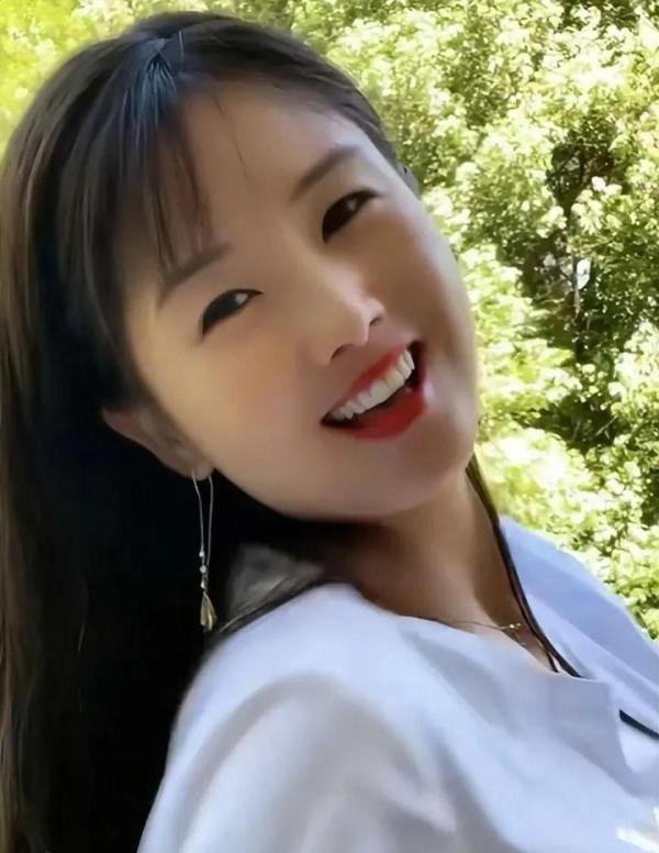 抖音老年顶流,千万粉丝主播秀才账号被封上热搜,伤了大妈们的心