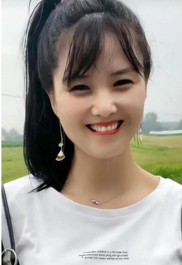 抖音老年顶流,千万粉丝主播秀才账号被封上热搜,伤了大妈们的心