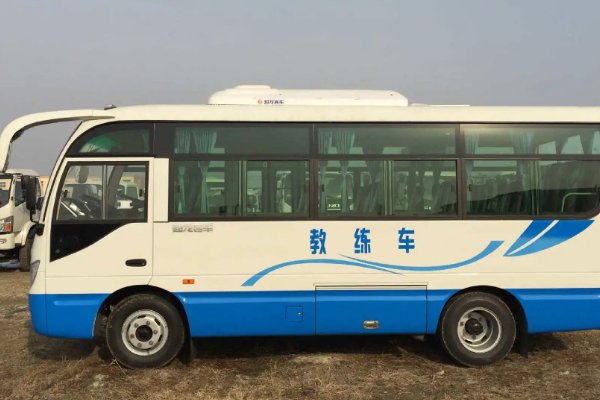 b1科目二单边桥技巧