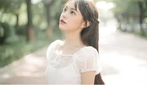 女主叫许妍男主叫顾哲宇的小说