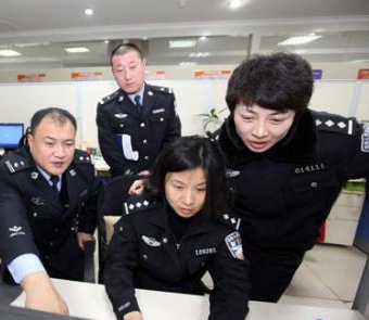 四川泸州男子强行要求更改身份证上的名字，这是为什么？