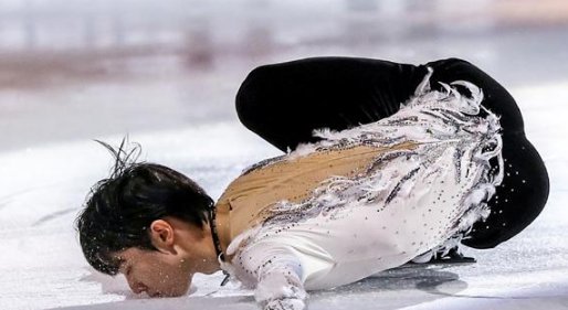 羽生结弦完成了个人的首次公演，他有哪些经典的闪光时刻呢？