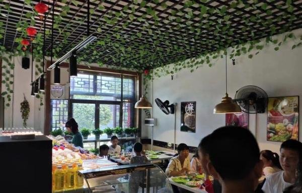 在县城开一家小火锅店，利润如何呢？