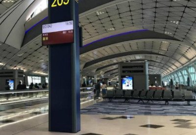有旅客反馈收到与事实不符的航班取消短信，川航是如何回应的？