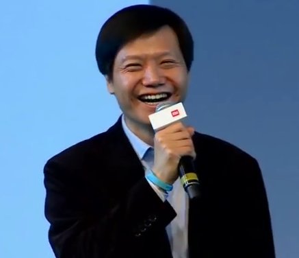 雷军称因为对标iPhone被人笑话，你如何看待他的回应？