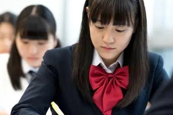 伝在日语里什么意思