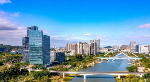 广州又一“高颜值”公园走红，是南沙“最靓的仔”，奉旨钓鱼，可过夜露营，地铁直达，免费