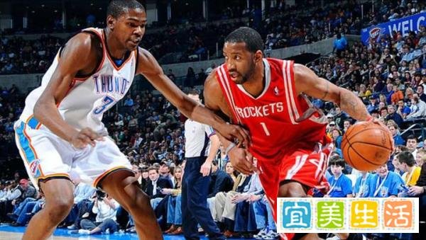 现役超巨进NBA前模板是谁？詹姆斯杜兰特完成超越，库里没有模板