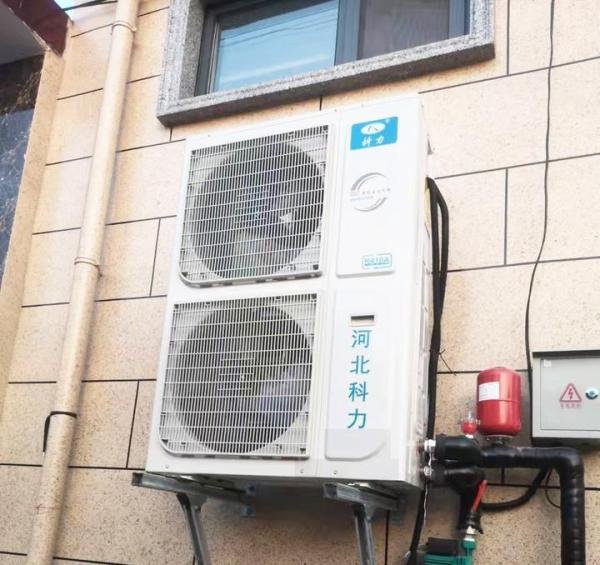 农村空气能热泵取暖，末端用暖气片还是地暖，还是风机盘管效果好？
