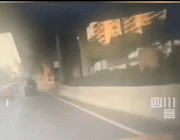 广州一宝马与出租车相撞侧翻起火!身亡司机身份曝光,知情人透露真相!