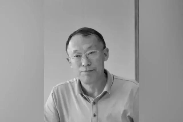 五粮液独董郎定常因突发疾病去世，他究竟患上了什么疾病？
