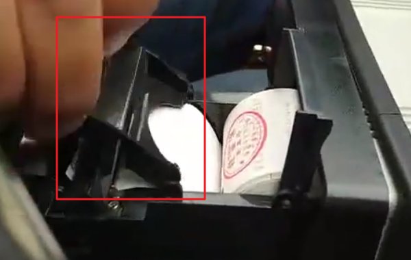 出租车计价器打印纸怎么换？