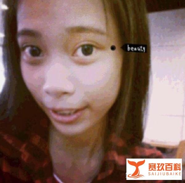 进驾驶舱的整容女网红无处罚?爆料者回应为何她10个月后才被曝出