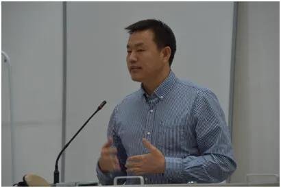 北外34岁副教授程多闻离世,生前在细节的口碑如何?