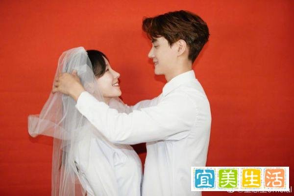 金恩圣晒亲密照宣布与张檬结婚：终于娶到你了