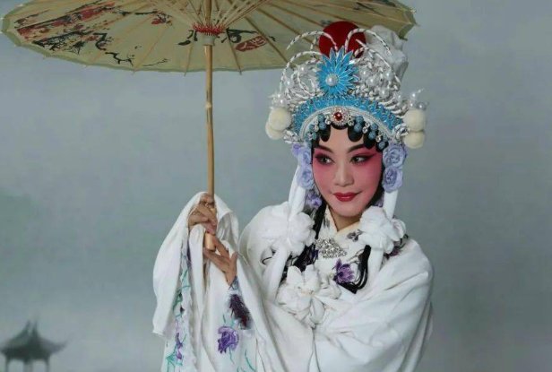 戏如人生是成语吗