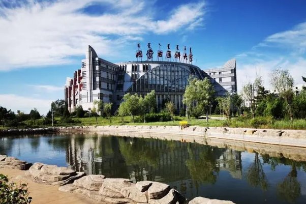 中国医科大学2023年录取分数线是多少分?