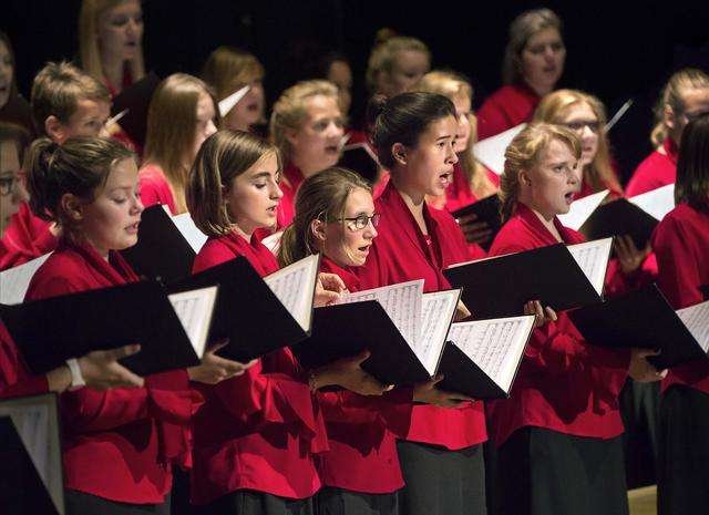 choir和chorus的区别是什么?