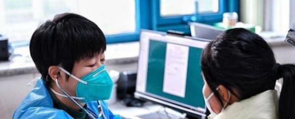 专家建议二阳不要带病上班引群嘲,搬砖与养病打工人该如何选择?