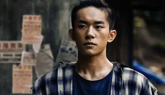 周冬雨和易烊千玺主演的电影惨遭被撤档,是什么原因?