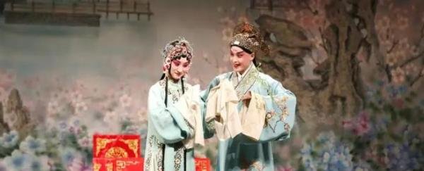 戏剧特点是什么呢