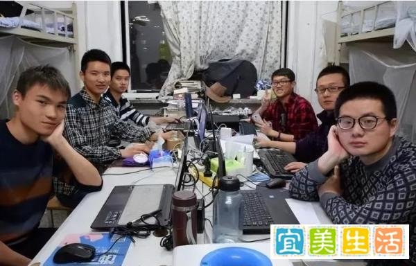 “这也妹有口音啊”,日本中文教材火了,网友:宇宙的尽头是东北