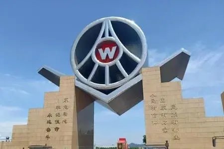 五粮液独董郎定常因突发疾病去世，他究竟患上了什么疾病？