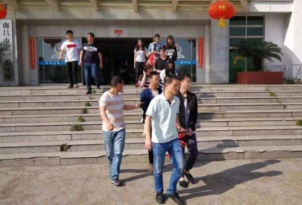 很多人把微商作为副业,微商真的能赚钱吗?