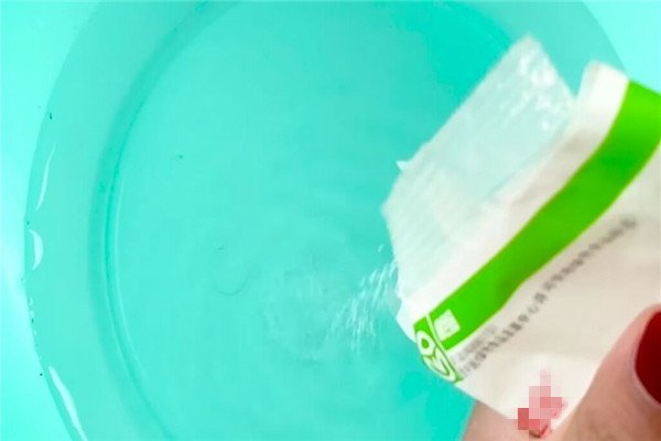 毛巾变黄的原因