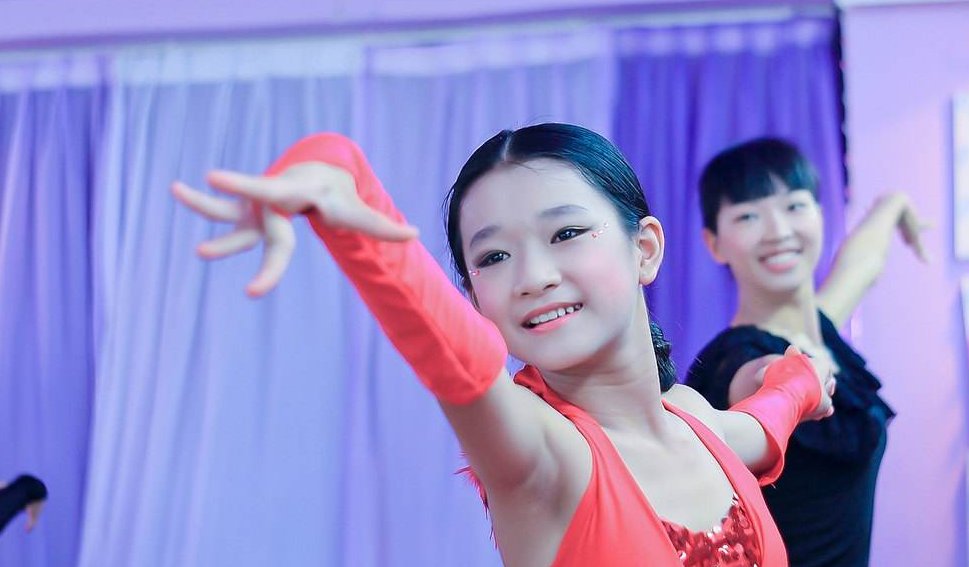 小孩学拉丁舞 有坏处吗