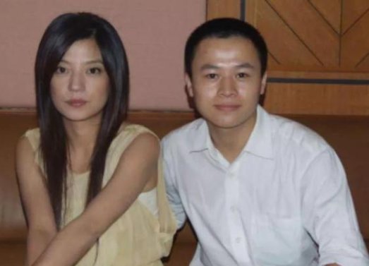 如何才能当上明星的经纪人?