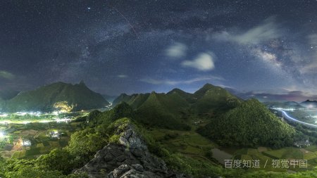 如何理解《消愁》这首歌？