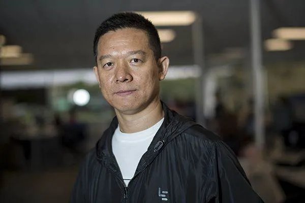贾跃亭被解除法拉第未来执行官职务，这背后的原因是什么？