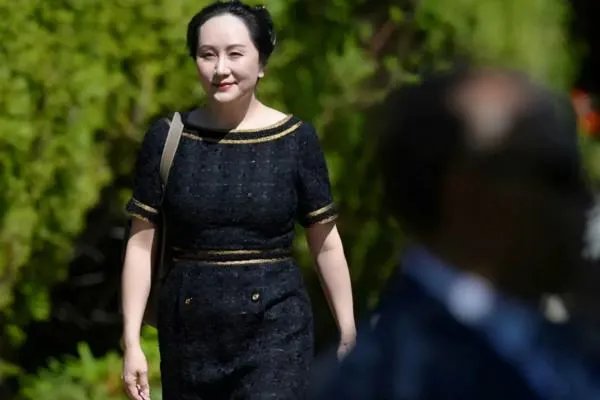 华为对孟晚舟事件发声坚信她是清白的,你对孟晚舟有什么看法?