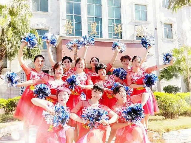 对于部分小区内大妈跳广场舞扰民这件事,你有什么看法?